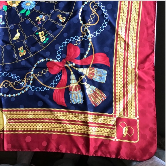 Basile hand rolled women Silk Écharpe/scarf gorgeous print & colours - Picture 5 of 7